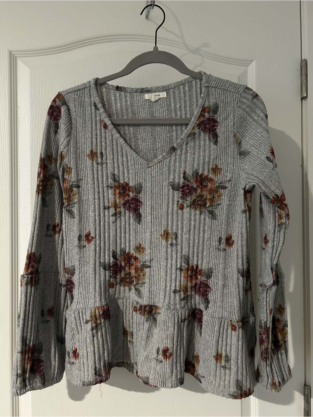 Maurices Light Gray Ribbed Knit Top